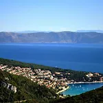 1 Bdr App With Sea View,pets Welcome,64