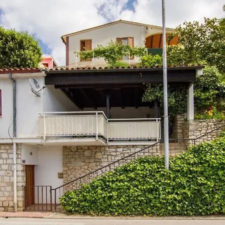 1 Bdr App With Sea View,pets Welcome,64 Apartman Rabac