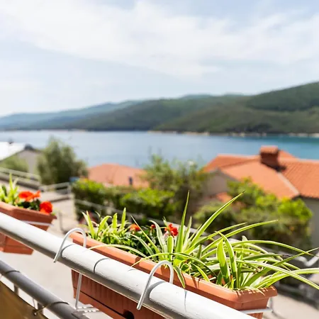 Appartamento 1 Bdr App With Sea View,pets Welcome,64 Rabac