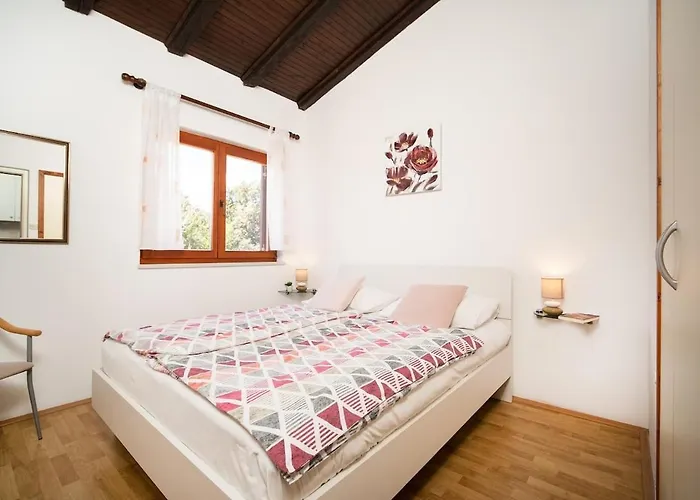 1 Bdr App With Sea View,pets Welcome,64 Appartamento
